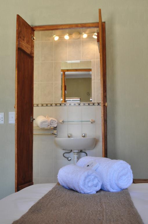 Lüderitz Obelix Guesthouse מראה חיצוני תמונה